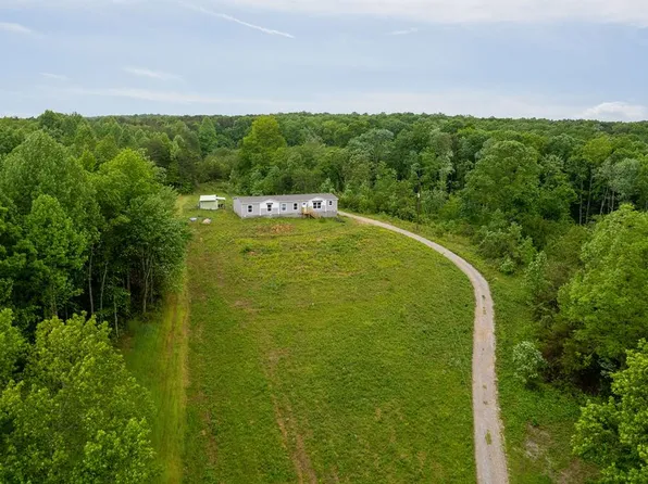 75 Long Fork Creek Rd, Spencer, TN 38585