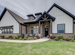 109 Quail Ridge Ct, Decatur, TX 76234