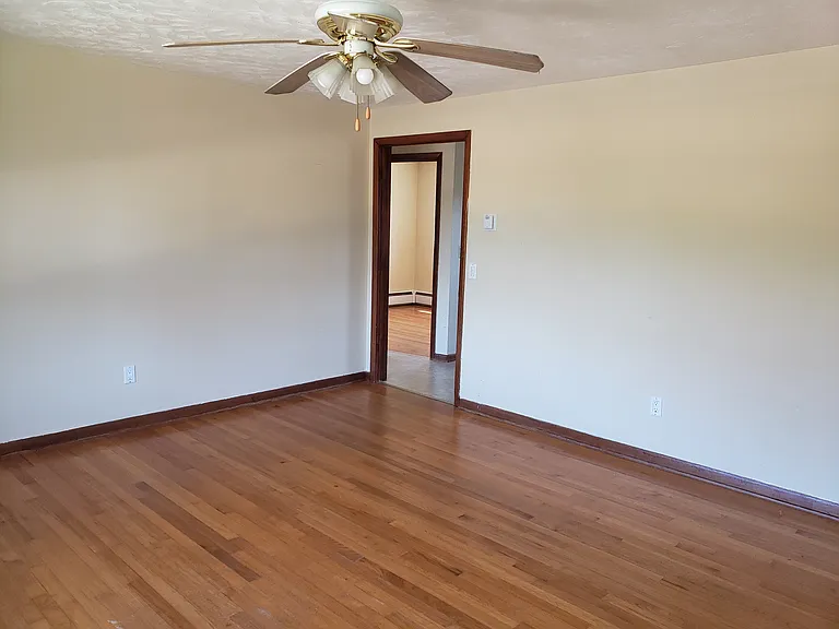 161 Cowesett Ave #3 — Photo 10