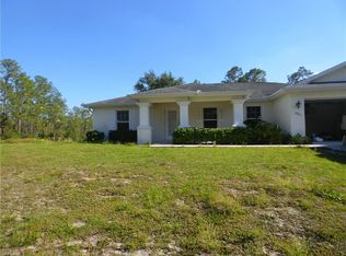 2906 E 23rd St, Alva, FL 33920