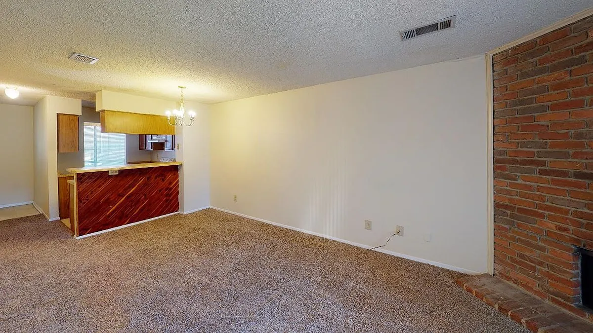 Building Photo - 2281 Aspen Dr