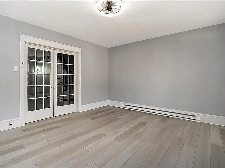 19 E Center St — Photo 3