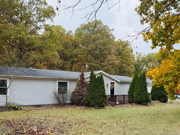 17334 Highland Center Rd, Defiance, OH 43512