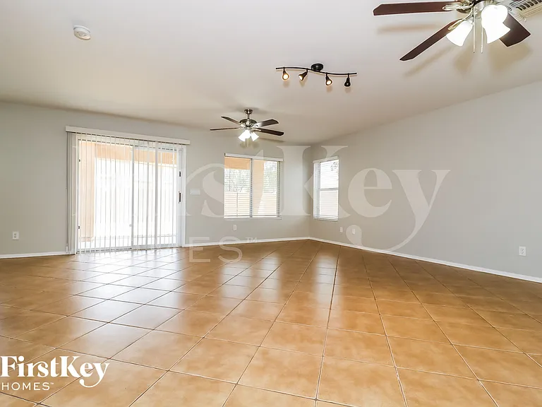 1167 S 225th Ln — Photo 4