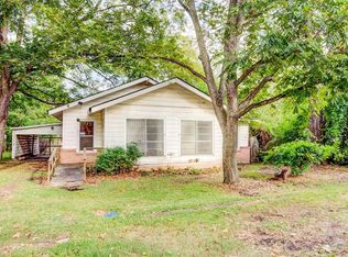 411 N Elm St, Trinity, TX 75862