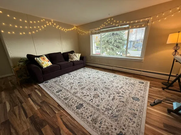 6816 Colonial Ct APT 2, Anchorage, AK 99502