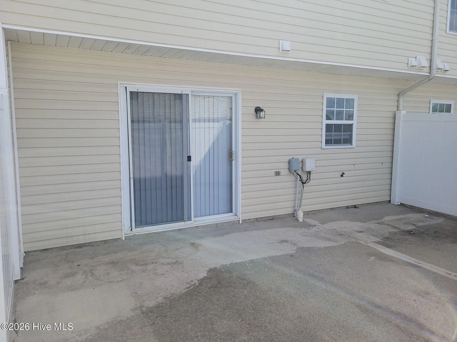 2112 Flagstone Ct — Photo 4