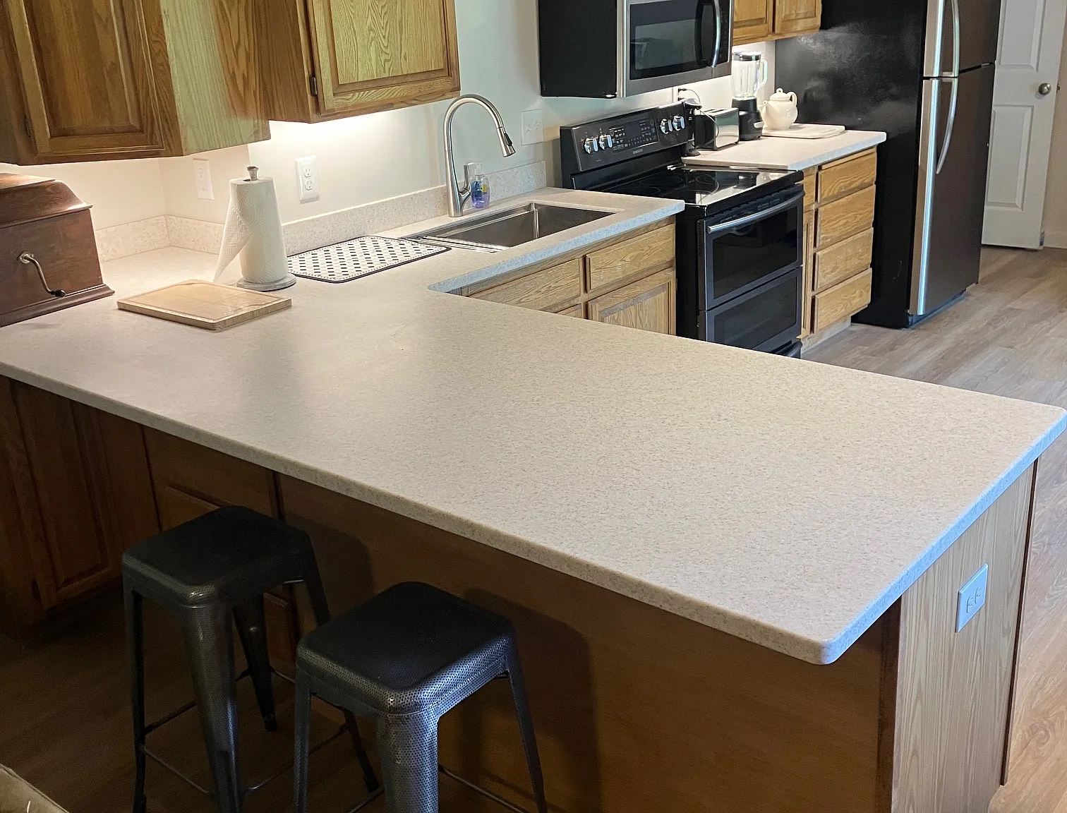 2 bed, 1472 sqft, $2,600 — Photo 3