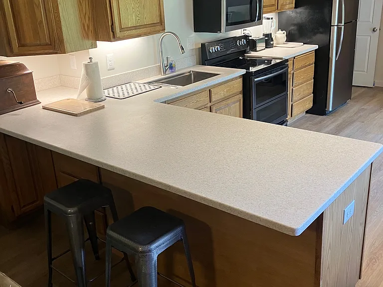 1019 E Brooklawn Dr — Photo 2