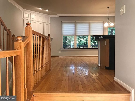 5th image of 2920 Mainstone Dr
