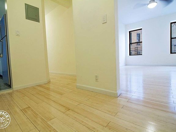2nd image of 921 Washington Ave APT 5l