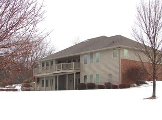 W5275 Campbell Dr, HILBERT, WI 54129