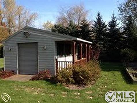 525 Oregon - shed.jpg