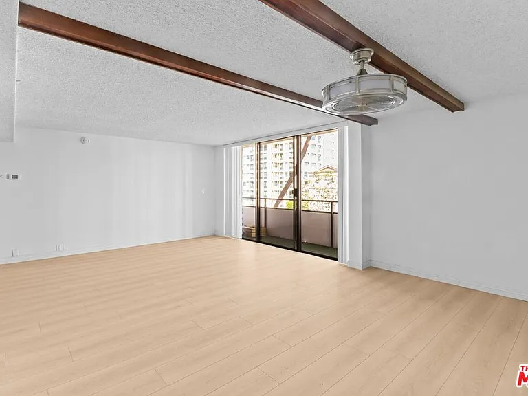 10535 Wilshire Blvd #603 — Photo 8