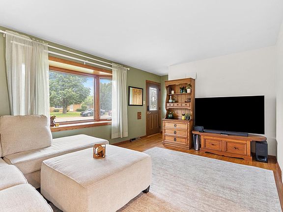 3rd image of 4353 S 61st STREET