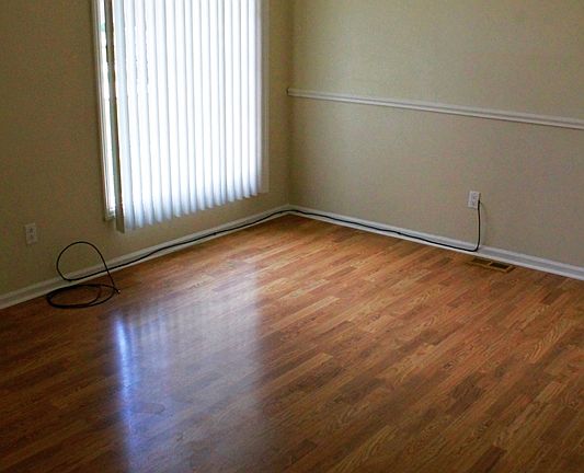 2nd image of 107 Christopher Dr