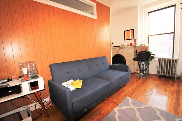 Rented by (Legacy) NY 101, Inc. | media 28