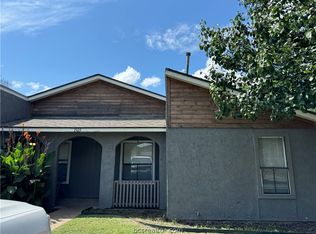 1505 Pine Ridge Dr #B, College Station, TX 77840