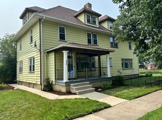 2086 Marlindale Rd, Cleveland, OH 44118