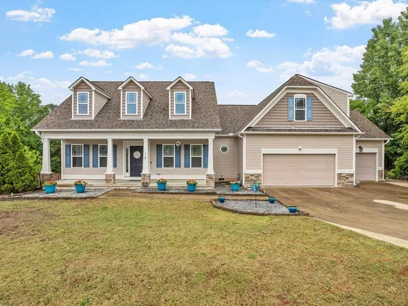 114 N Sunset Ridge Dr, Willow Spring, NC 27592