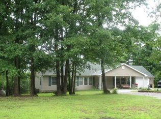 6281 E McLane Dailing Rd #R, Centralia, MO 65240