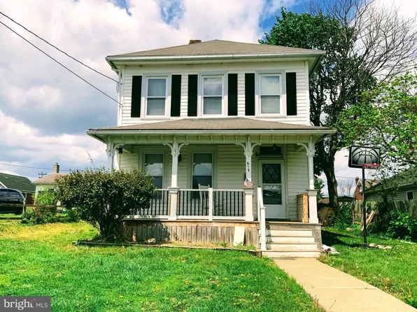 617 Sherwood Ave, Waynesboro, VA 22980