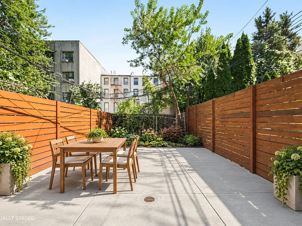 81 Waverly Ave #GARDEN