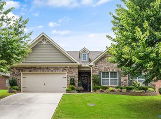 313 Lady Hawk Ln SW, Huntsville, AL 35824