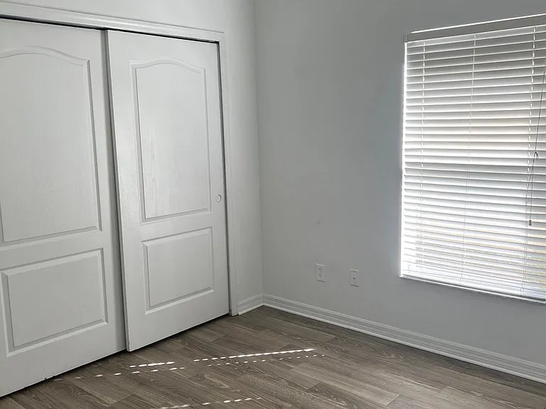 1204 Longville Cir — Photo 3