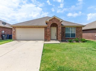 2028 Sunny Side Dr, Little Elm, TX 75068