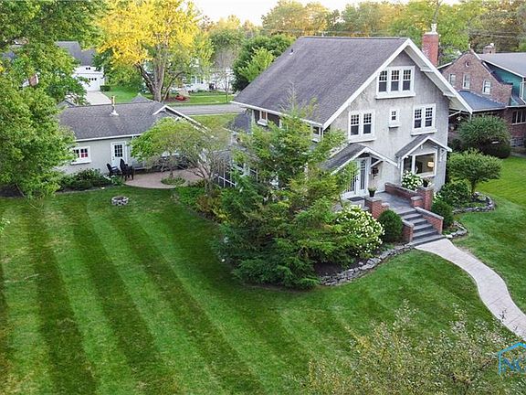 3rd image of 333 Campus Dr