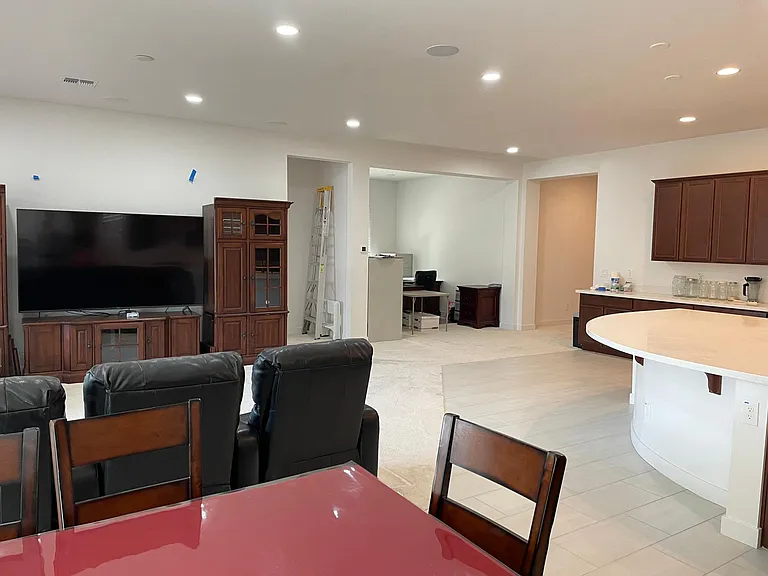 1549 E San Carlos Way — Photo 5