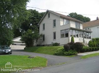 117 Fales Ct, Troy, NY 12180