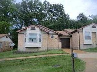 1916 Casa Dr, Arnold, MO