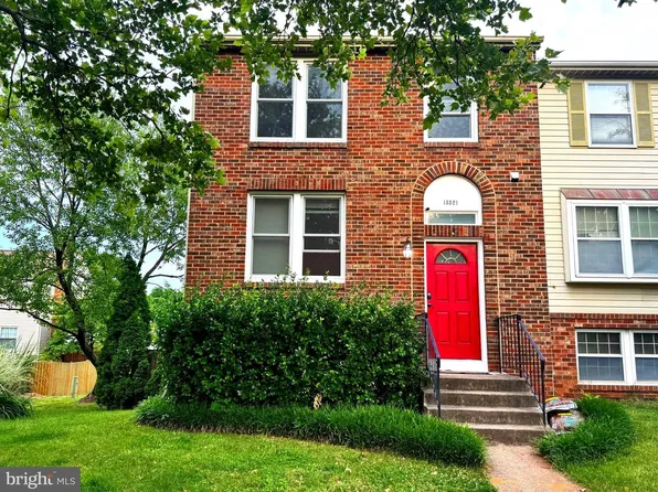 13321 Hound Run Dr, Fairfax, VA 22033