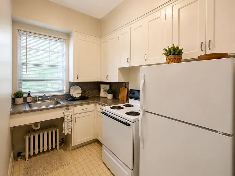 2401 Blaisdell Ave #2 — Photo 3