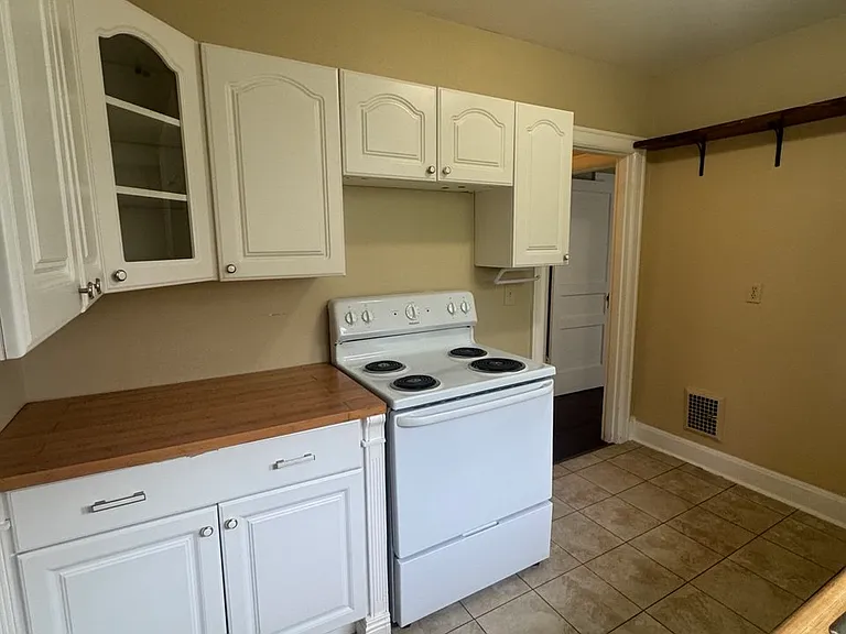 1714 Allison Pl — Photo 10