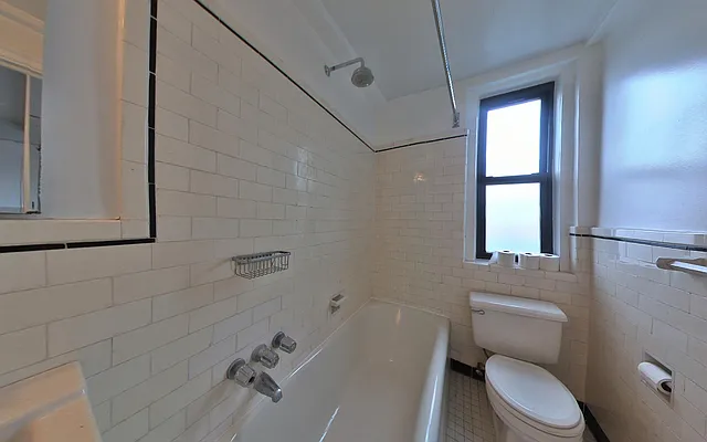 Rented by Platinum Properties | media 11