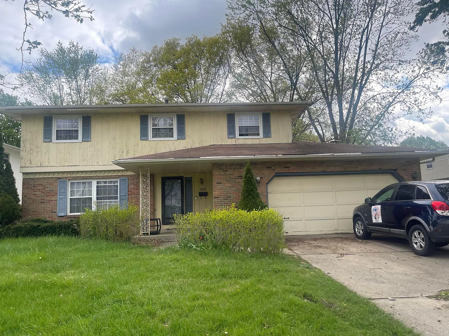 6099 Beechcroft Rd photo 1