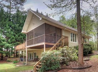 172 Lakeview Ct., Lavonia, GA 30553