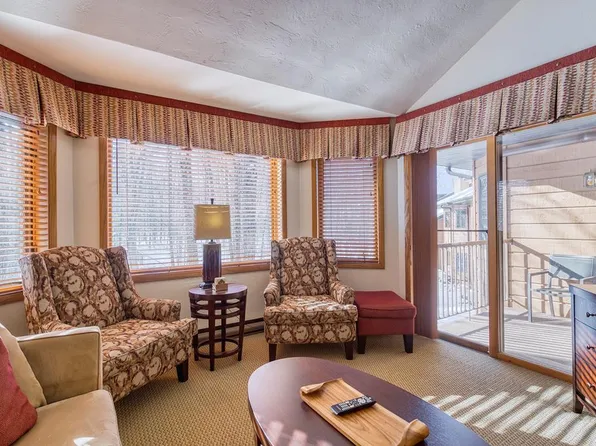 4955 N Landmark Cir Unit 4204, Egg Harbor, WI 54209