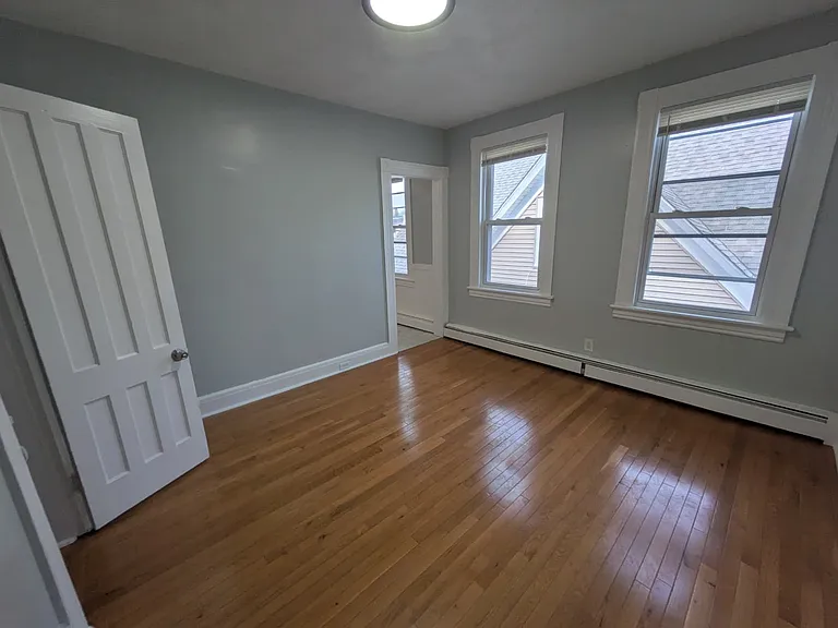 479 Putnam St #O3R — Photo 2