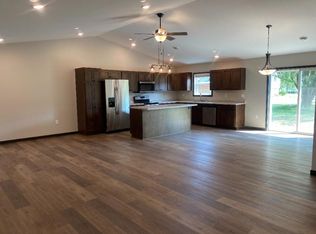 1020 Royal Blvd, Rice Lake, WI 54868