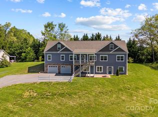 47 Lawson Ridge Rd, Leicester, NC 28748