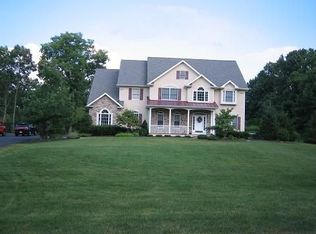 7010 Swagger Rd, New Hope, PA 18938