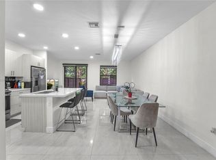 15850 NW 91st Ct, Miami Lakes, FL 33018