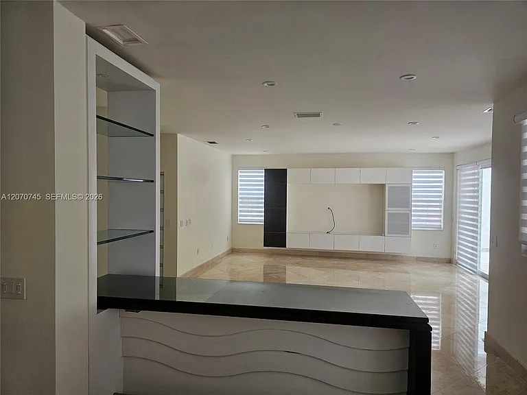 4501 NW 93rd Doral Ct — Photo 3
