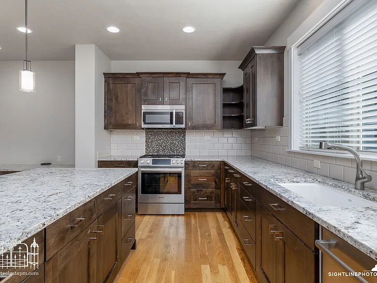 3287 E Thoroughbred Ln — Photo 12