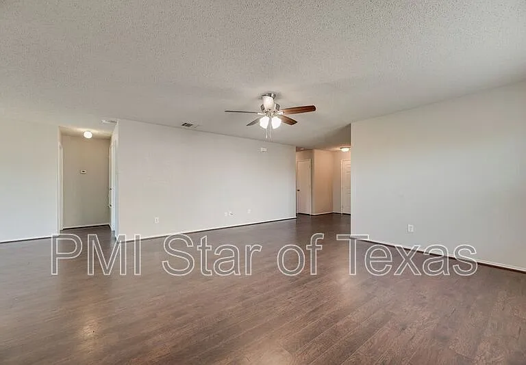 2061 Bliss Rd — Photo 10