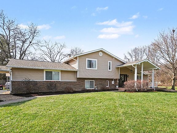 5th image of 9864 Baughman Rd